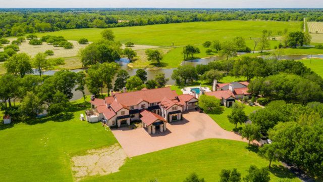 Own a Piece of Paradise This Stunning Lubbock Area Hunting Land in the Canyon (1)