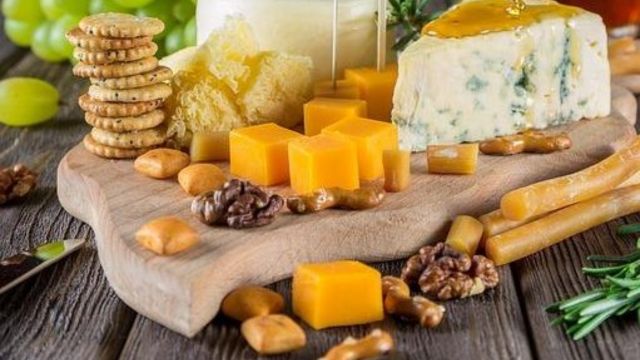 The Curious Case of Sleeping in Cheese Shops: Legal or Not in the US?