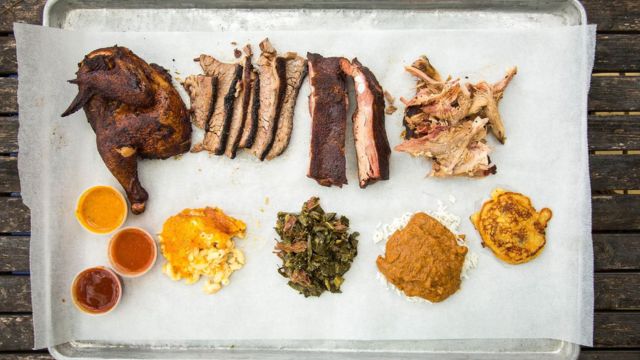Atlanta's Top Eateries for Super Bowl Feasting Where to Chow Down Like a Champ (1)