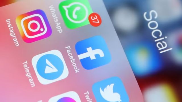 Florida Lawmakers Discuss Ban on Under-16 Social Media Accounts in Senate Session (1)