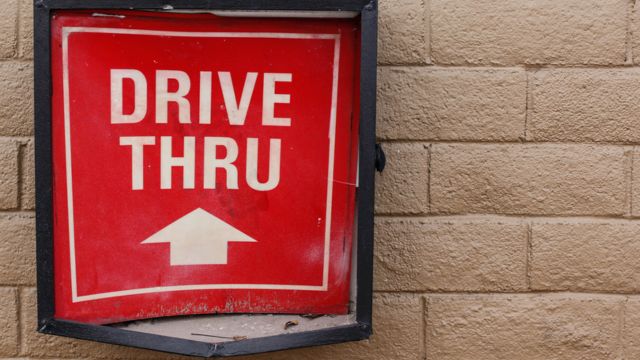 Surprise Announcement Fast Food Chain Abruptly Closes Drive-Thrus in North and South Carolina (1)