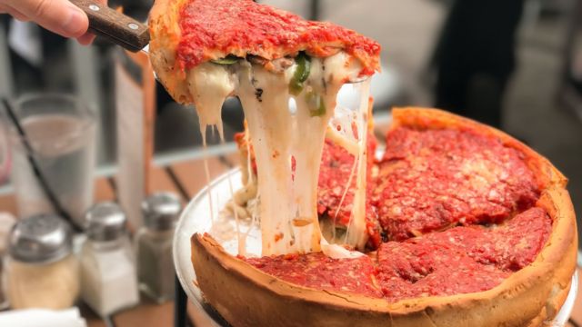 Tortugas Where Chicago Style Pizza Becomes an Unforgettable Experience (1)