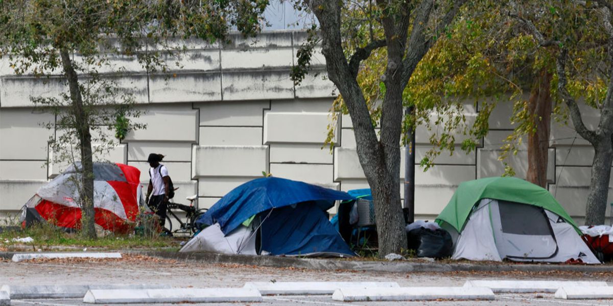 Florida Legislators Introduce Bill Targeting Public Sleeping by Homeless Individuals (1)