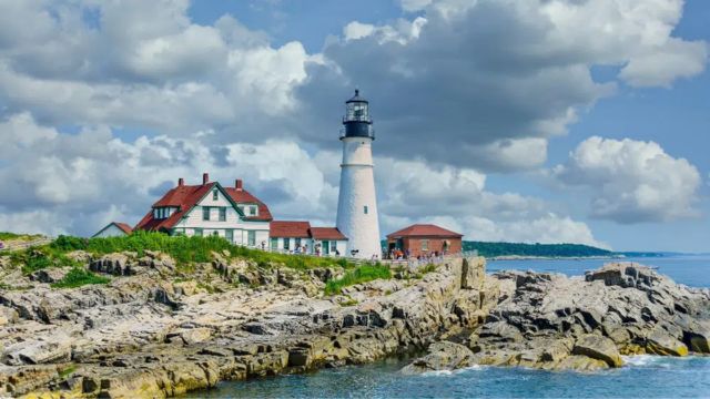 Get Ready For The Top 6 Best Places To Raise A Family In Maine (2)