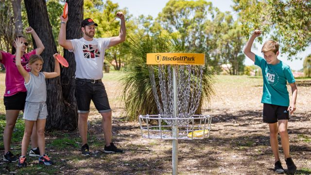 Starting Your Disc Golf Journey Kalamazoo's Best Beginner Courses, Know 5 Easy Steps (1)
