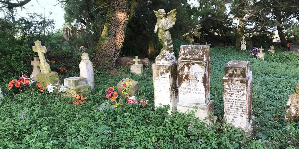 The Top 6 Oldest Cemeteries in Texas