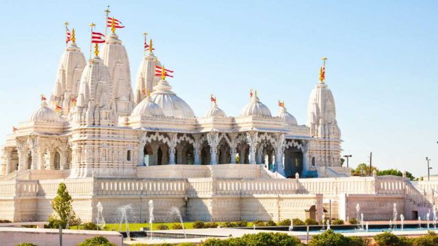 Top 9 Oldest Hindu Temples in the USA (3)