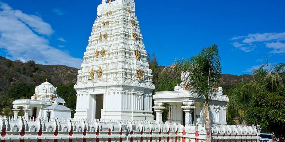 Top 9 Oldest Hindu Temples in the USA
